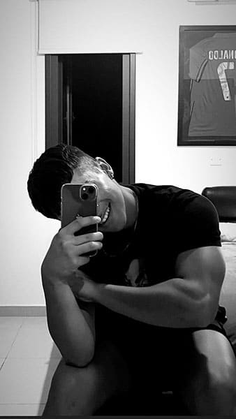 files/PERSONA_1_FOTO_DE_PERFIL_HOMBRE_MEDELLIN_1.jpg